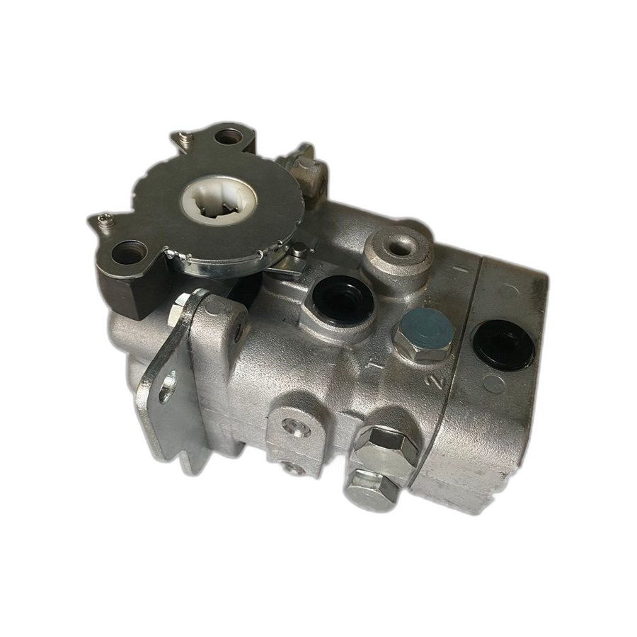 Excavator Pilot Valve 7 702-16-04250