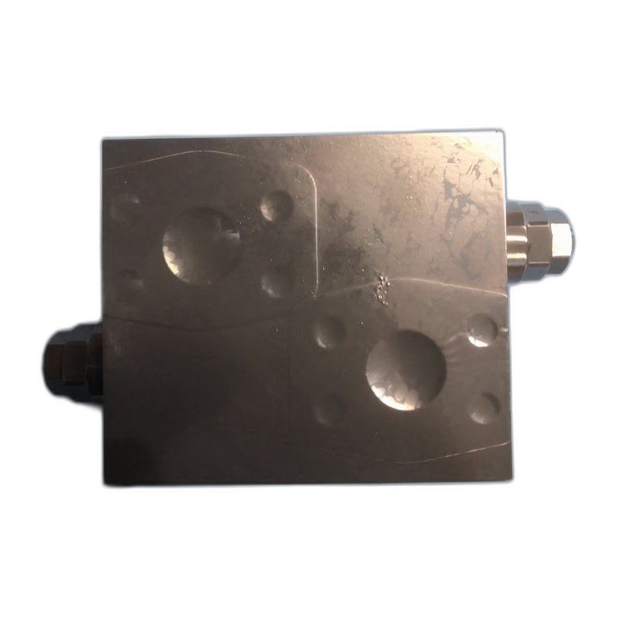 Accessory Valve Assembly 561-60-82100